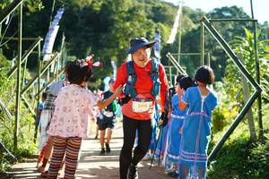 BIB: 2314
                            <button type="button" onclick="openModal(19050723)" class="btn btn-primary btn-sm float-right btn-popup" data-toggle="modal" data-target=".modal-high-quality">
                        <i class="fas fa-shopping-cart"></i> Add to Cart
                    </button>
                                            <button type="button" onclick="isThisMe(19050723, true)" class="btn btn-success btn-sm float-right btn-popup btn-isme hidden" data-toggle="tooltip" data-placement="bottom" title="นี่คือรูปของคุณใช่ไหม คลิกที่นี่เพื่อเอาเข้าอัลบั้ม">
                        <i class="fas fa-plus"></i> Add to album
                    </button>
                    <button type="button" onclick="isThisMe(19050723, false)" class="btn btn-warning btn-sm float-right btn-popup btn-isnotme hidden">
                        <i class="fas fa-ban"></i> Remove from album
                    </button>